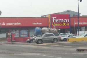 Femco Centro Do It Río en Tijuana