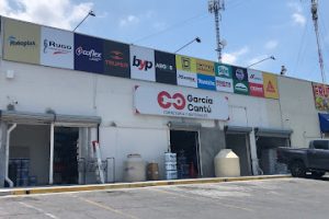 Ferretería y Materiales García Cantú en Santa Catarina
