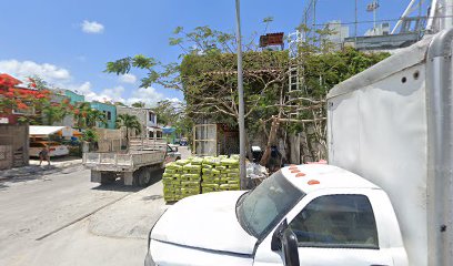 Ferromateriales Santa Santa Cruz en Playa del Carmen