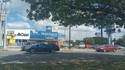 Vaqueiros Ferreteros Plaza Fiesta en Mérida