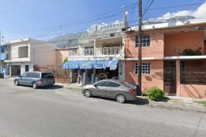 Ferretería (Av. Perimetral) en Santa Catarina