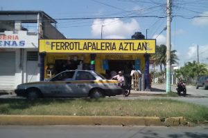 FerroTlapalería Aztlan (Av Chetumal Lb) en Chetumal